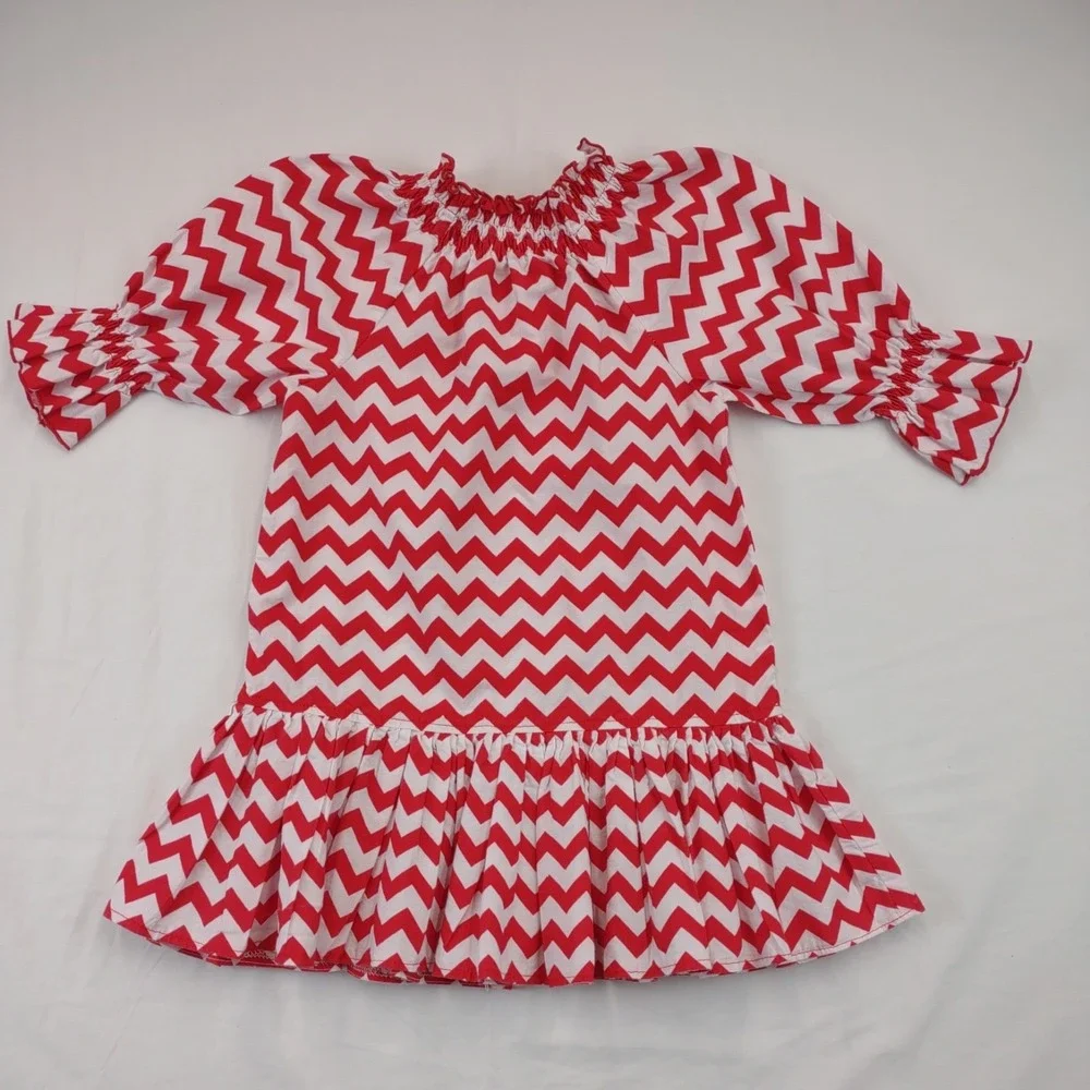 Best Dressed Bunnies Dress Girls Sz 2 Red and‎ white zigzag pattern